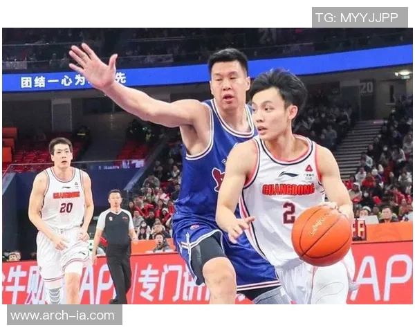 广东男篮对决国家队展现篮球实力与激情的巅峰对抗 广东男篮对决国家队展现篮球实力与激情的巅峰对抗